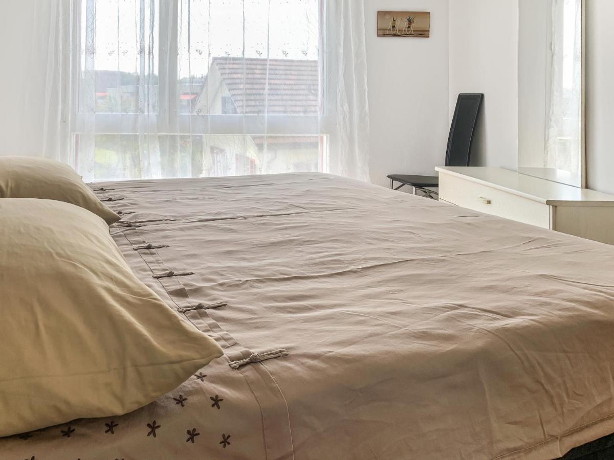Haus Zur Lilie Ξενοδοχείο Hinwil Εξωτερικό φωτογραφία