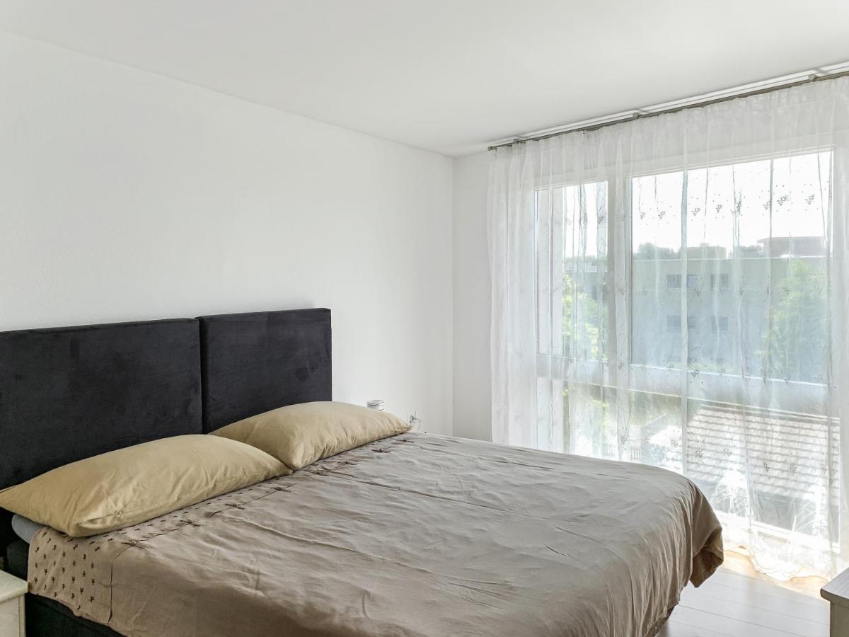Haus Zur Lilie Ξενοδοχείο Hinwil Εξωτερικό φωτογραφία